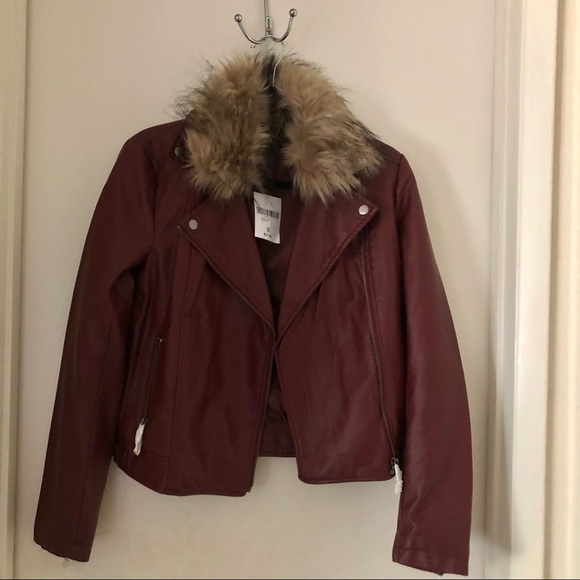 Forever 21 Jackets & Blazers - New! Fur-Collar Moto Leather Jacket
